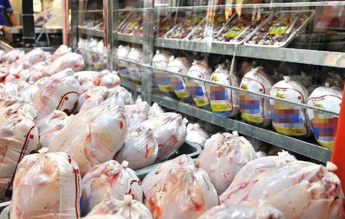 توزیع گوشت مرغ جمعه‌ها با قیمت مصوب در میادین میوه و تره‌بار